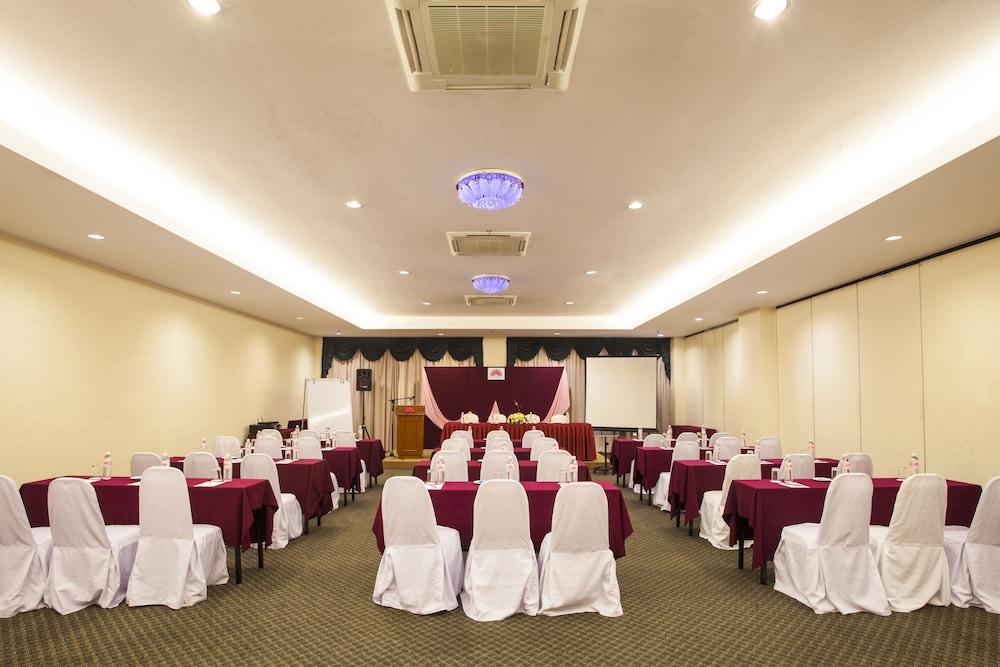 Hotel Tanjong Vista Kuala Terengganu Eksteriør bilde